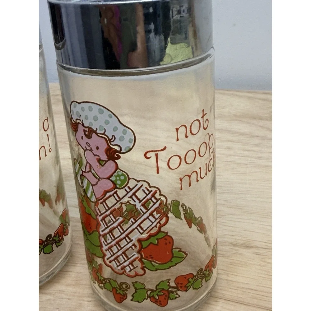 Vintage Strawberry Shortcake Salt  and Pepper Spice Shakers 1980 Just A Punch #6